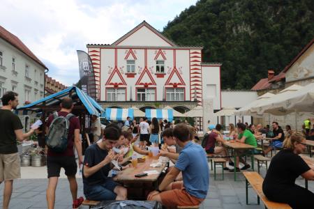 Prvi KUL petek je minil v znamenju pivovarskega festivala Kam na pir V Kamn'k. Kakšen pir Kampir (8)